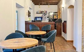 Hotel Servilia